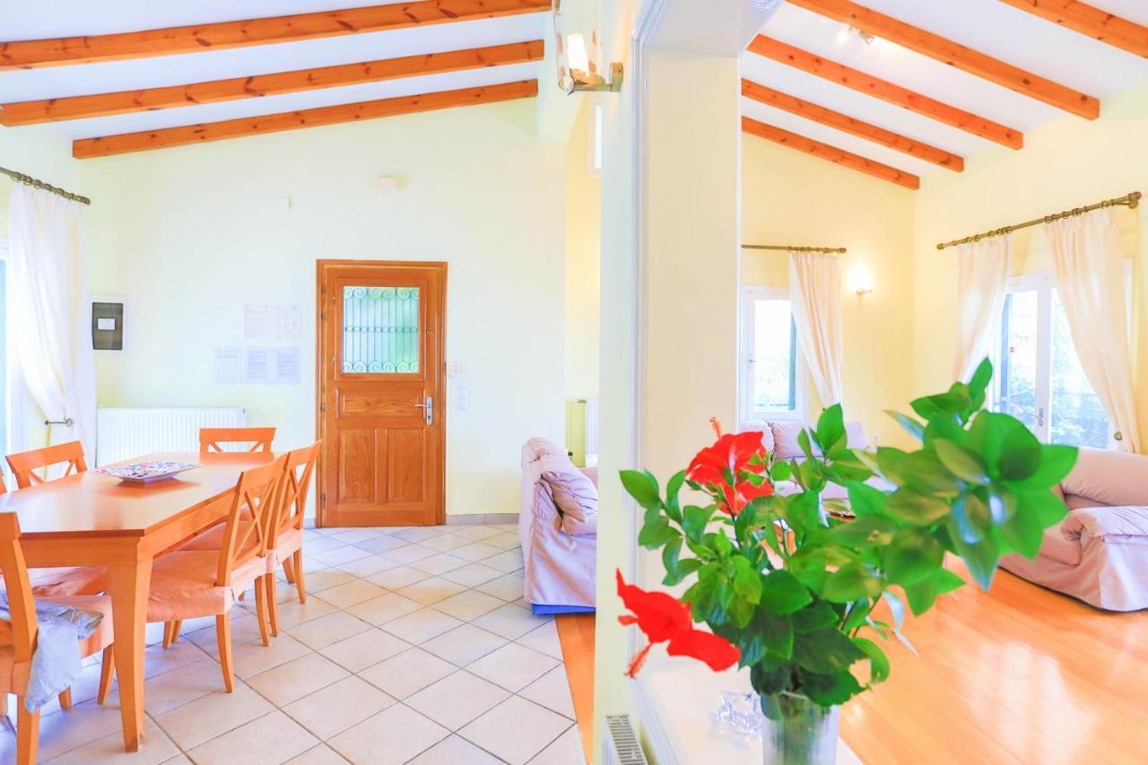 Villa Natasha Katávolos Exterior foto